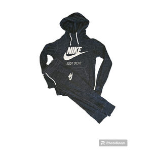 Nike Sportswear Gym Vintage\n\nWomen's Pullover Hoodie\n\nAnd Capris